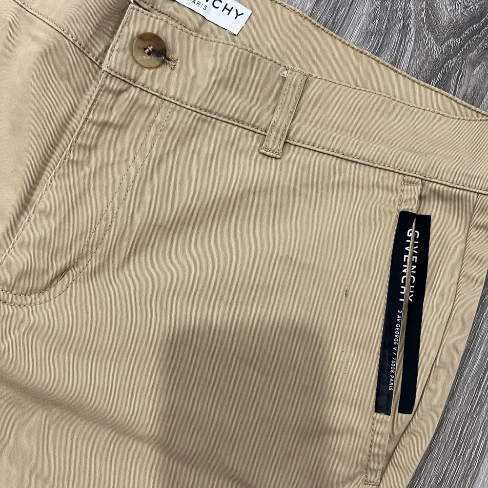 Givenchy Men's Tan Pants